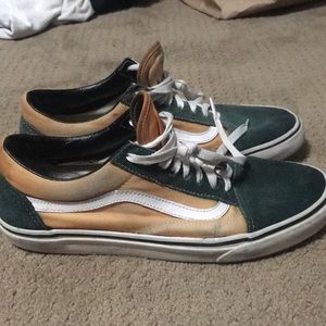 orange and black men’s vans old schools